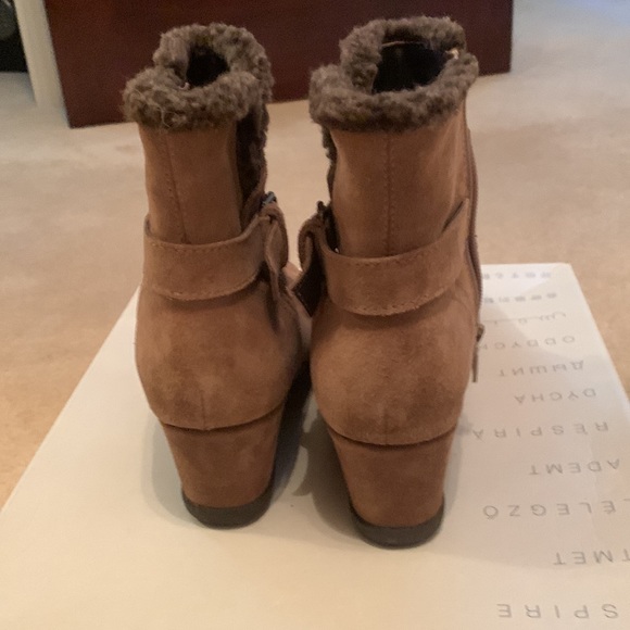 GEOX , Suede size 8 boots  Taupe , Amelia - Picture 6 of 8